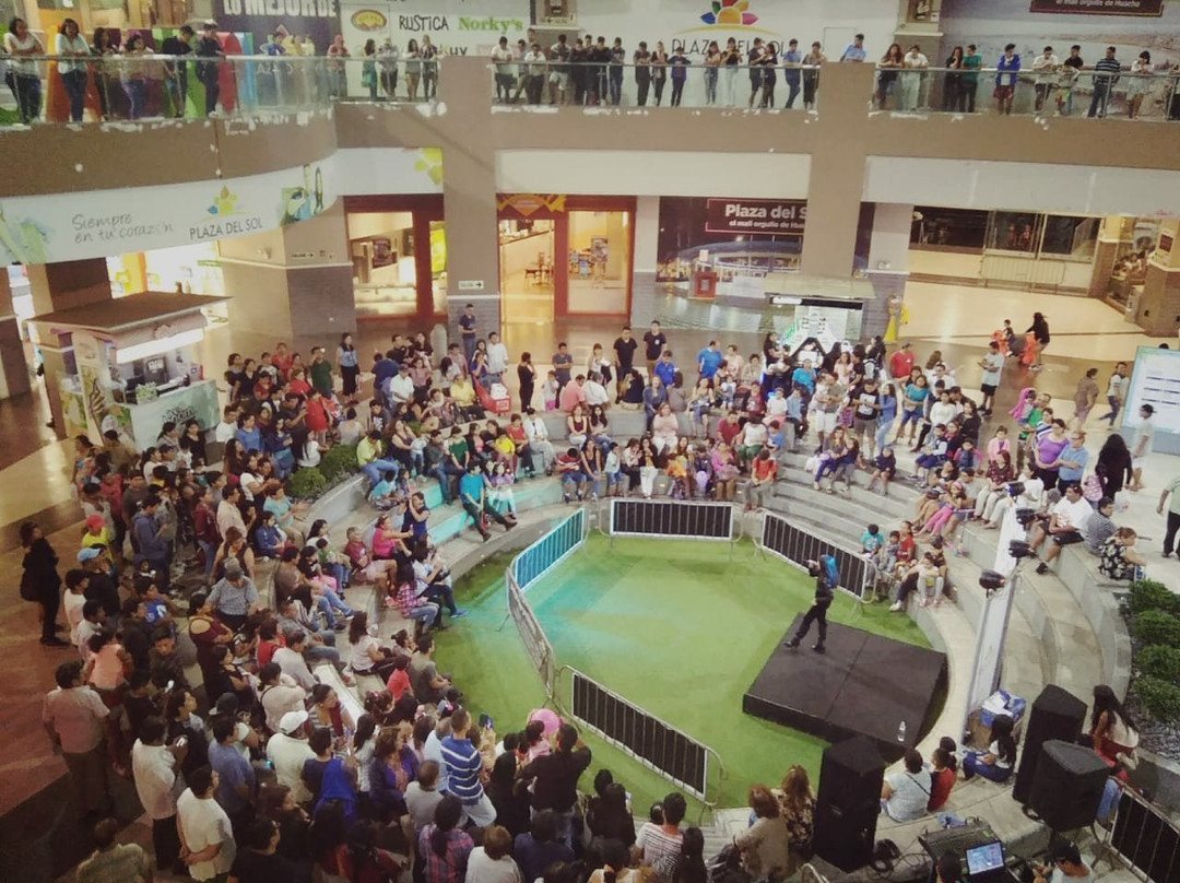 Plaza del Sol Huacho-瓦乔必去景点