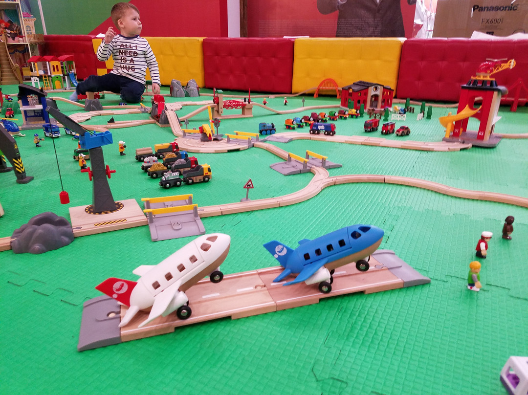 Gorodok Parovozikov (Trains Town)景点图片