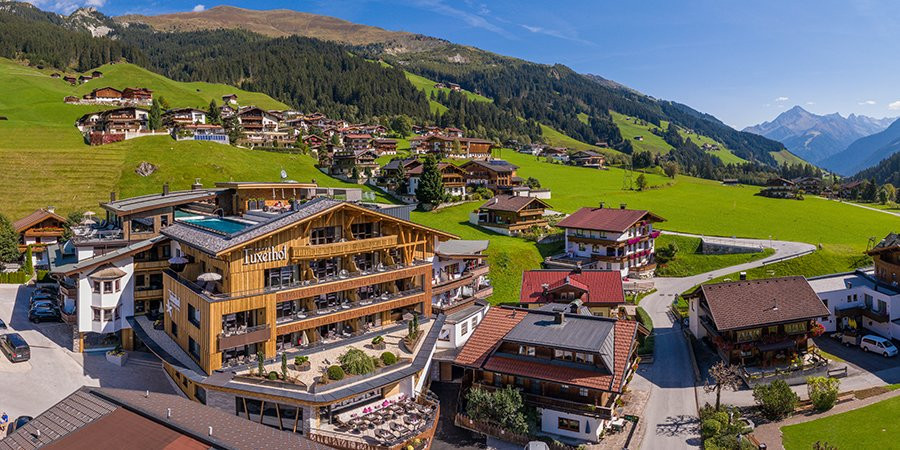 图克塞尔霍夫阿尔卑斯温泉酒店主图