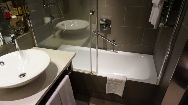 阿方索酒店-浴室