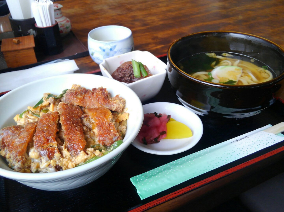 湖畔 湖岸店