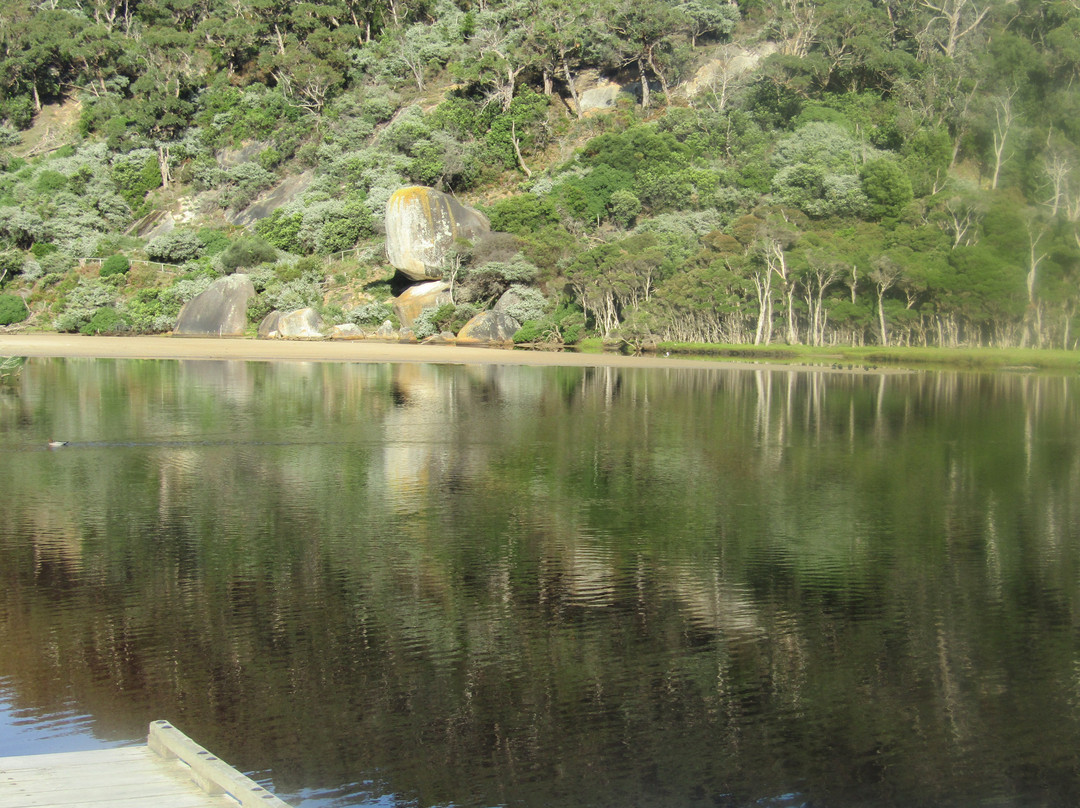 Whale Rock-威尔逊岬国家公园必去景点