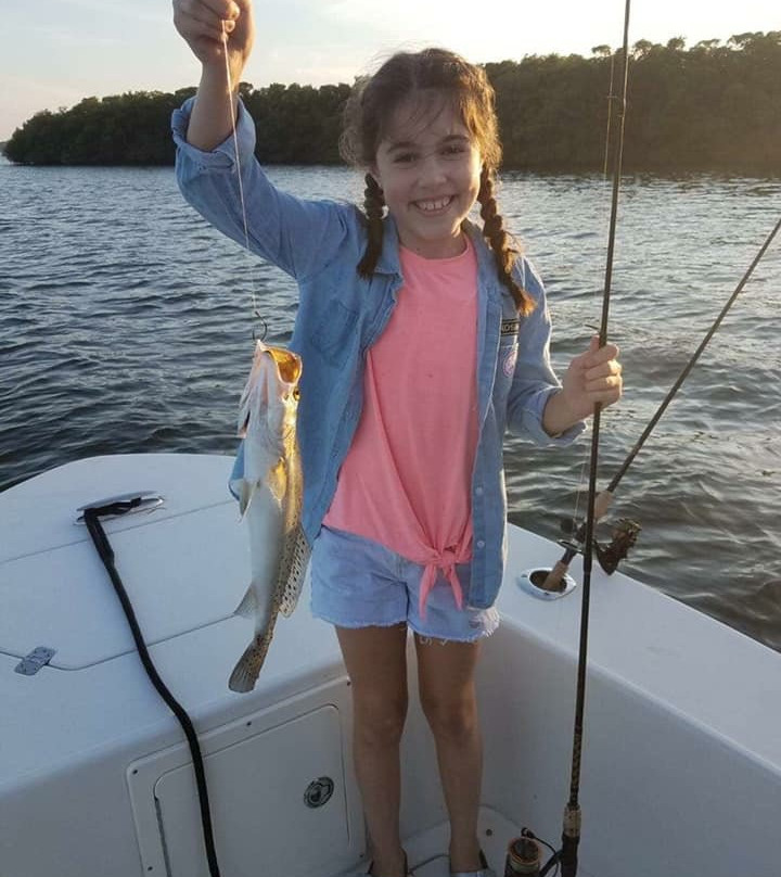 TNT Freedom Fishing Charters-西耶斯塔岛必去景点