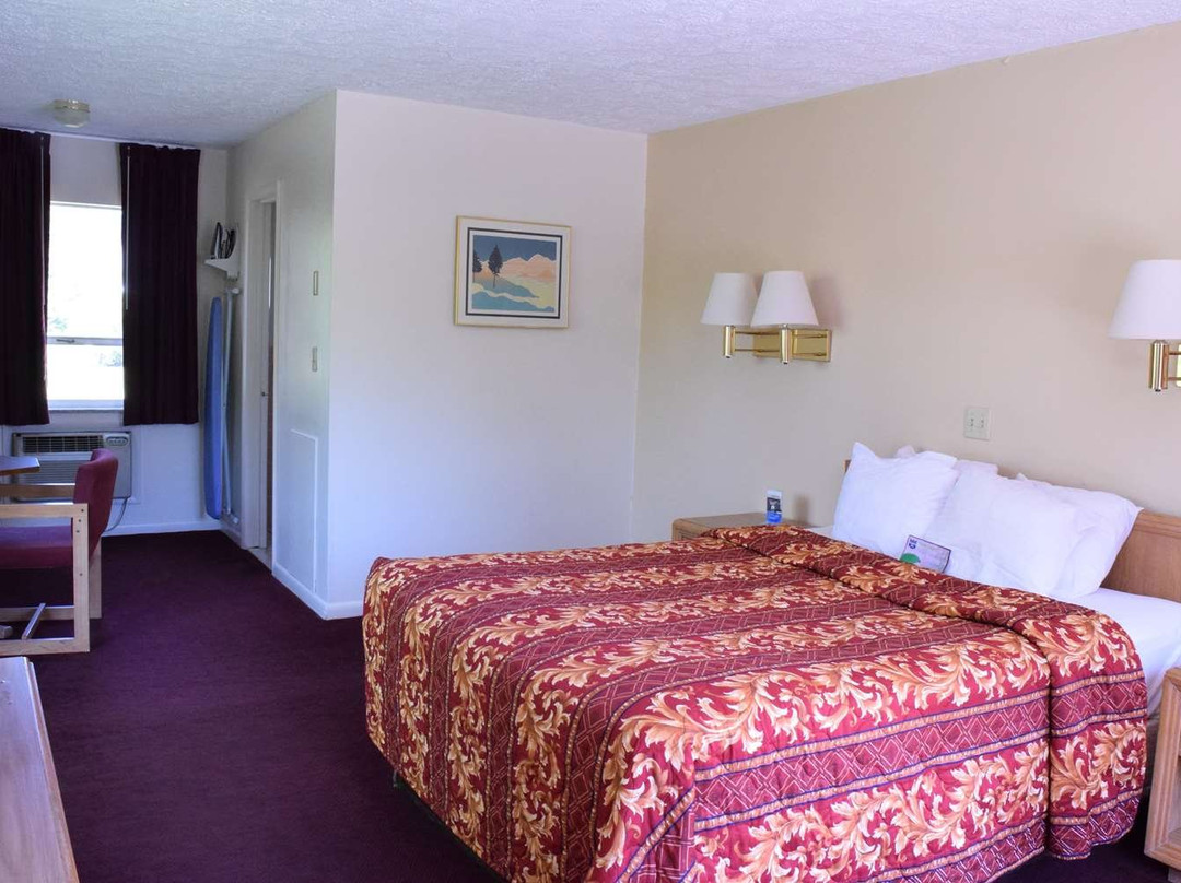 Knights Inn Oswego主图