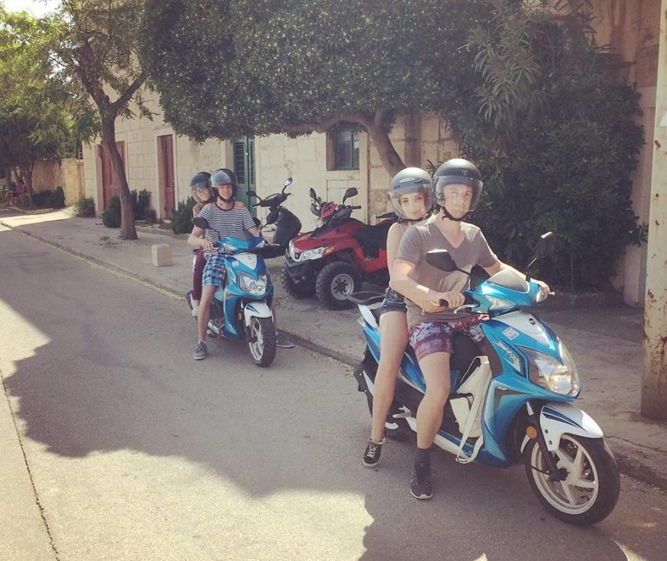 Rado Rent Sumartin-Sumartin必去景点