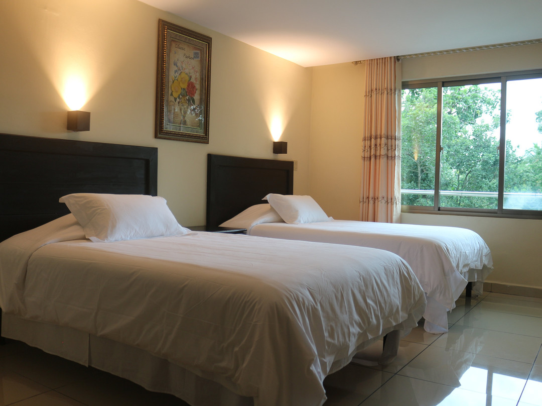 Hotel F Sur Inn主图