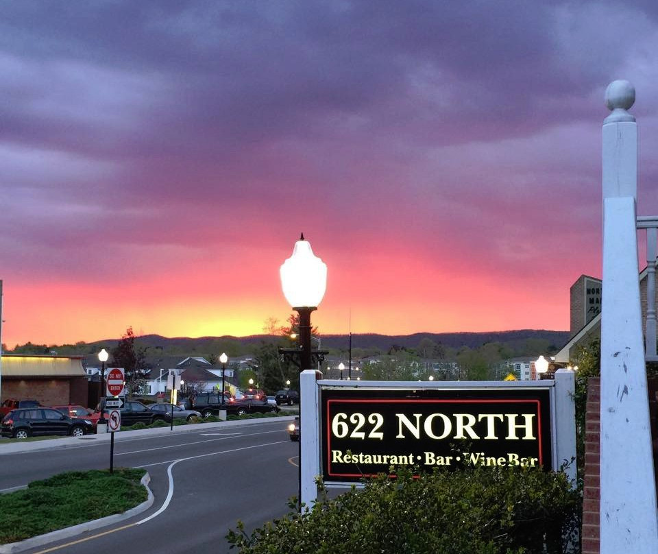 布莱克斯堡餐馆和美食-622 North