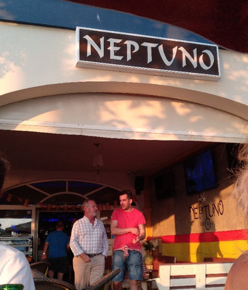 Urbasur餐馆和美食-Neptuno