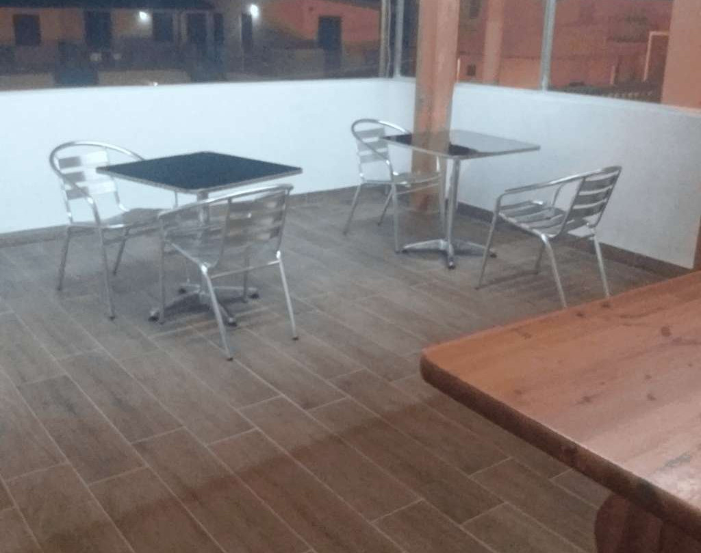 阳台酒店