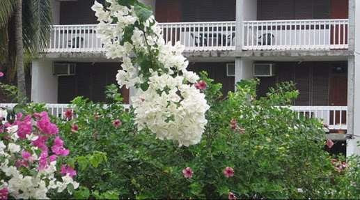 Portsmouth Beach Hotel主图