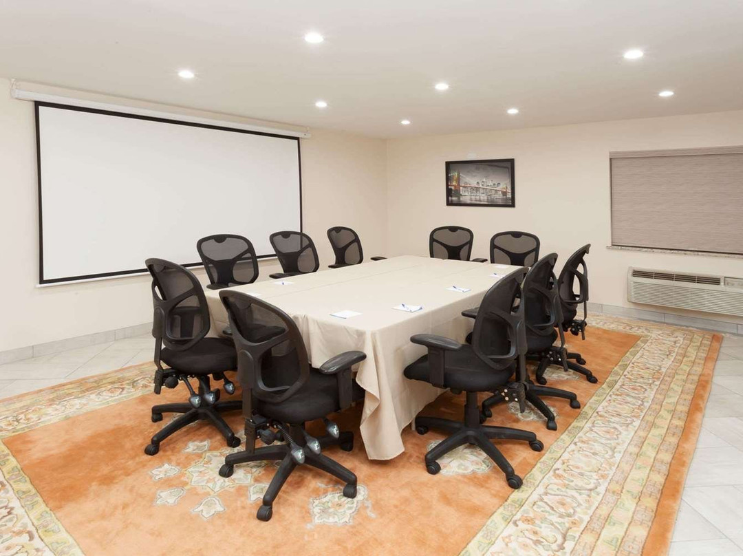 Baymont by Wyndham Chicago/Alsip主图