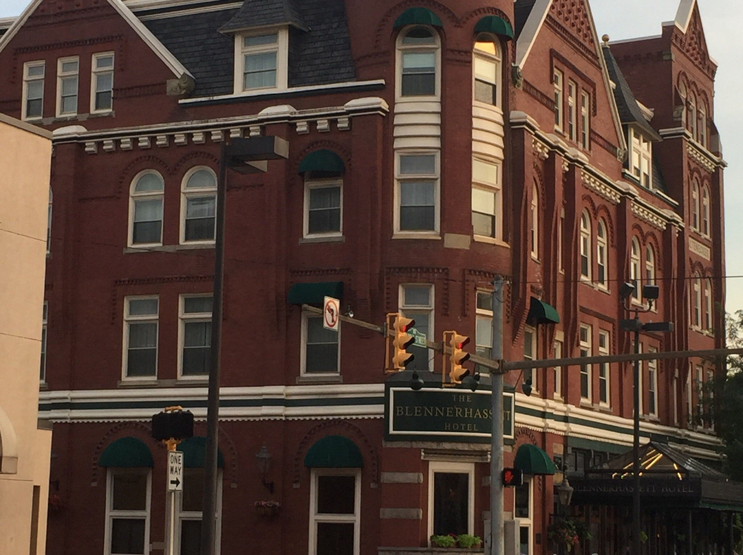 The Blennerhassett Hotel主图