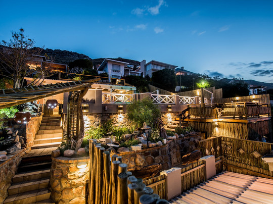 52 on Fish Hoek主图