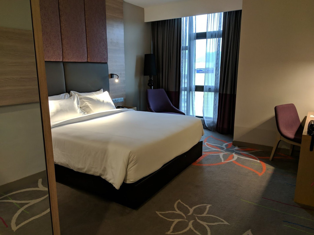 黑风洞酒店住宿-雪兰莪士拉央美居酒店