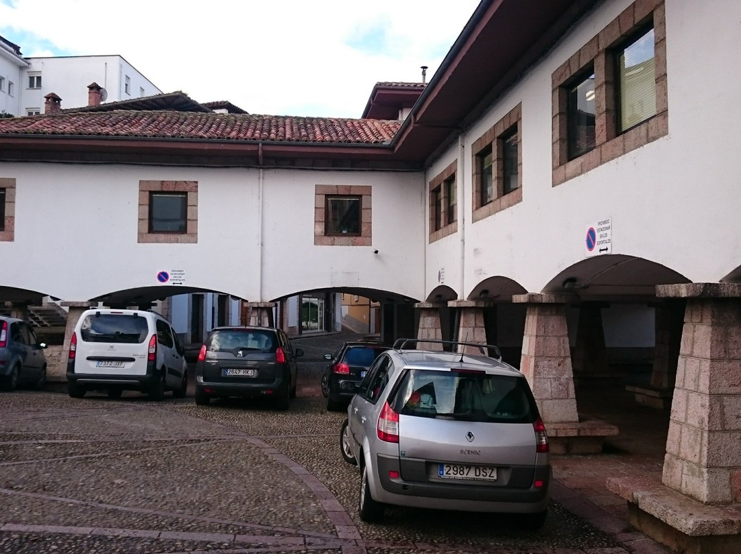 Dominical Market-Cangas de Onis必去景点