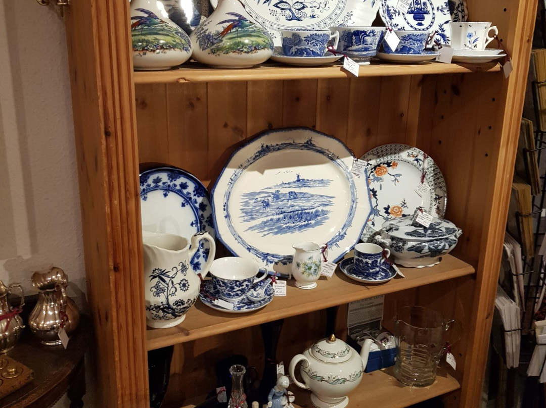Phoenix Antiques-佩特沃斯必去景点