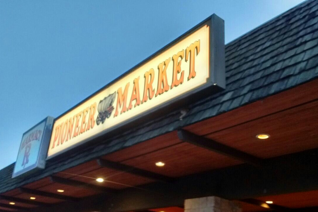 Pioneer Market