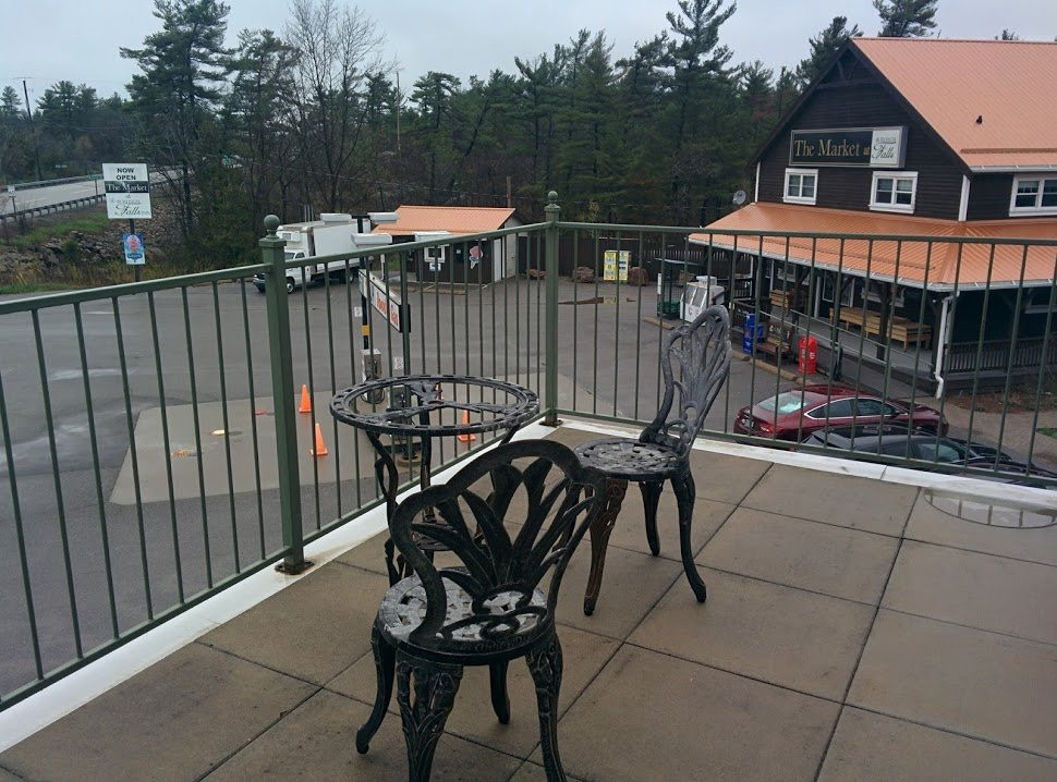 Burleigh Falls Inn主图