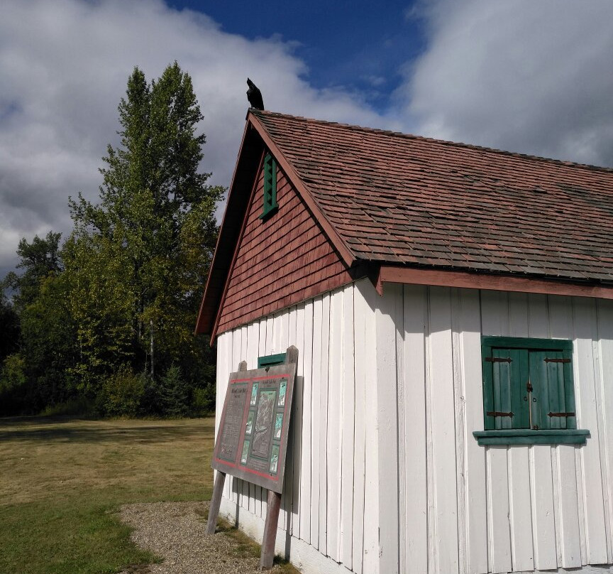 Fort McLeod Historic Park景点图片