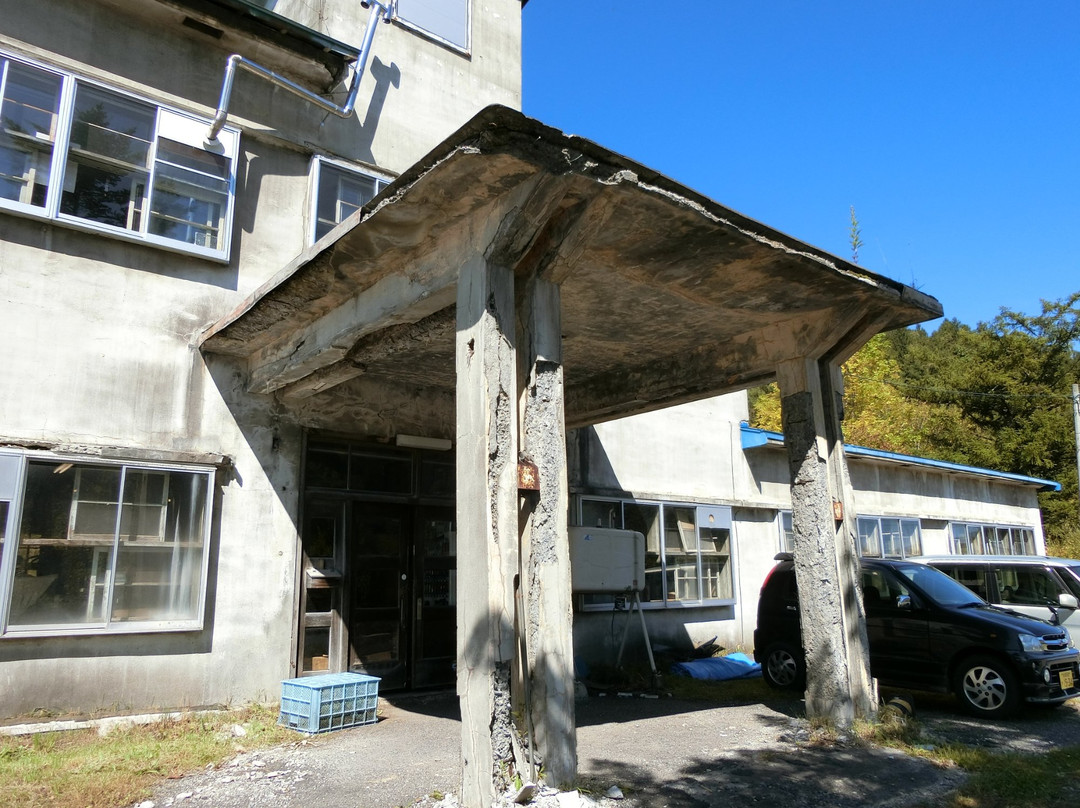 Old Hokutan Shimizusawa Ore Office-夕张市必去景点