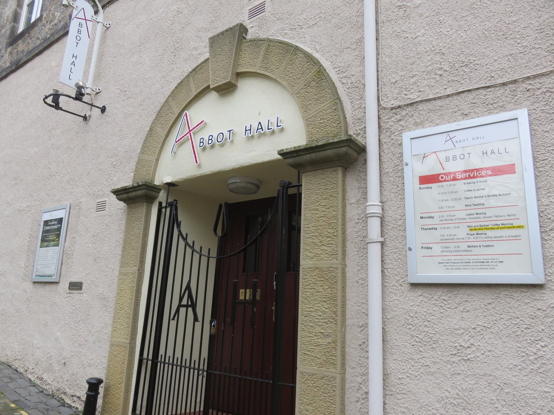 Abbot Hall Church-丹弗姆林必去景点