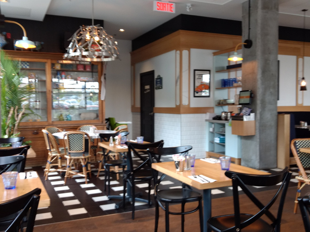 李维斯餐馆和美食-Cochon Dingue Lévis