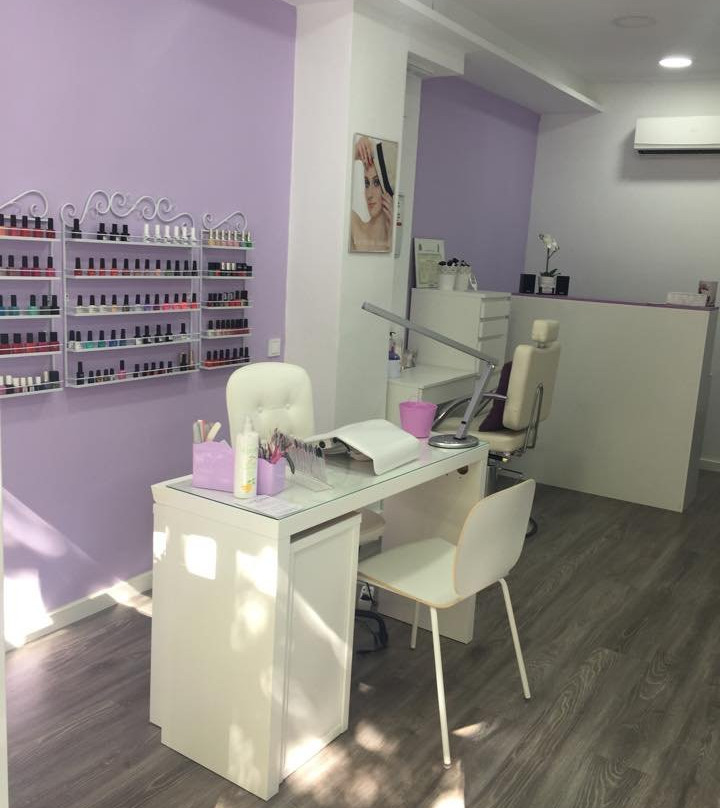 La Pobla de Farnals旅游景点-Paula Gallego Nails & Beauty