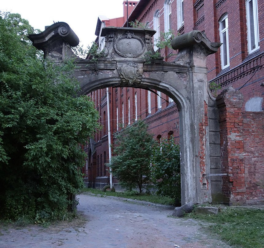 The Gates of Lobenicht Hospital景点图片