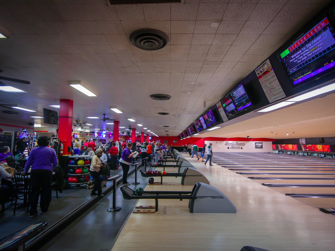 Bowl Haven Lanes-奥尔顿塔必去景点