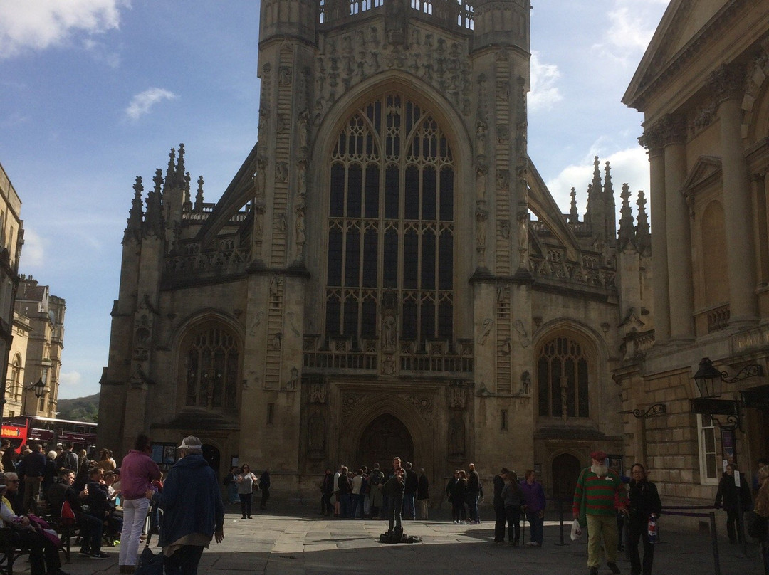 Treasures of Bath Fun Walking Tour-巴斯必去景点