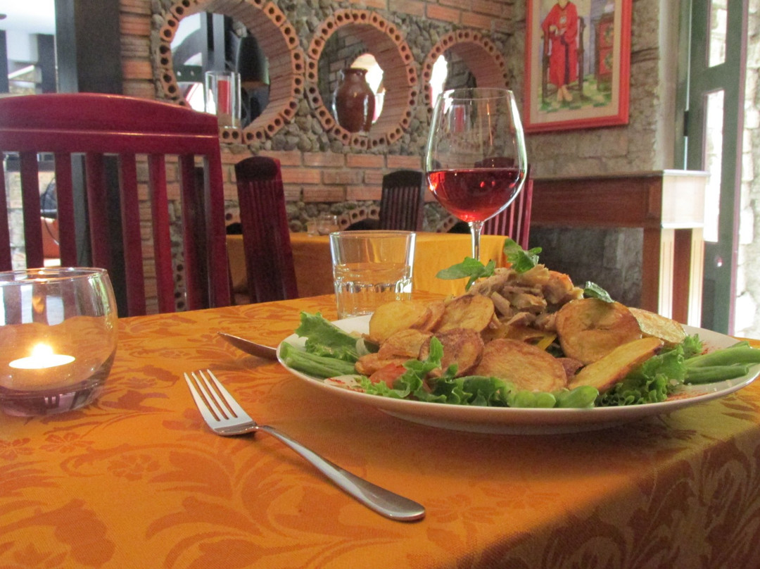 KRong餐馆和美食-Hnam Chang Ngeh