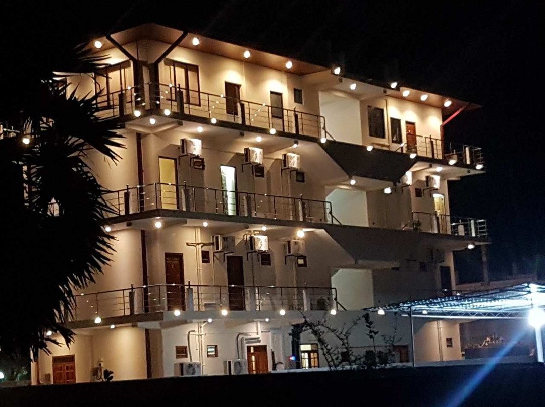 Sambaltivu酒店住宿-Luxury Everest Hotel