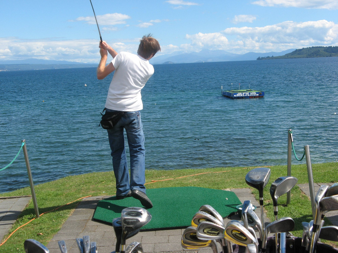 Lake Taupo Hole in One Challenge景点图片