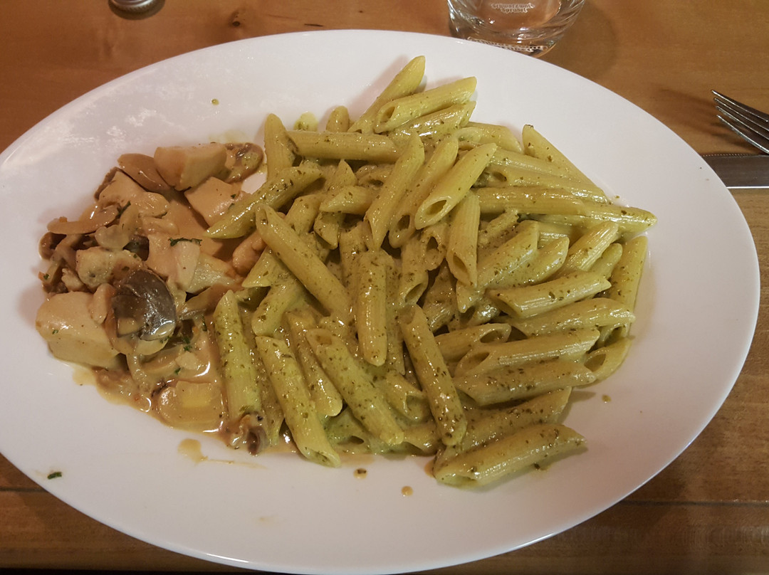 菲尔德山餐馆和美食-Restaurant Pizzeria Siner Zit