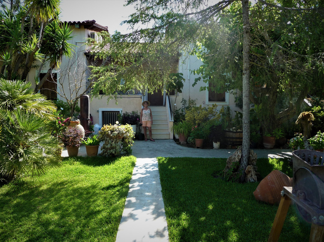 Baha Ammes Apartments主图