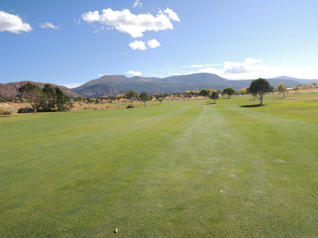 Cedar Ridge Golf Course-锡达城必去景点
