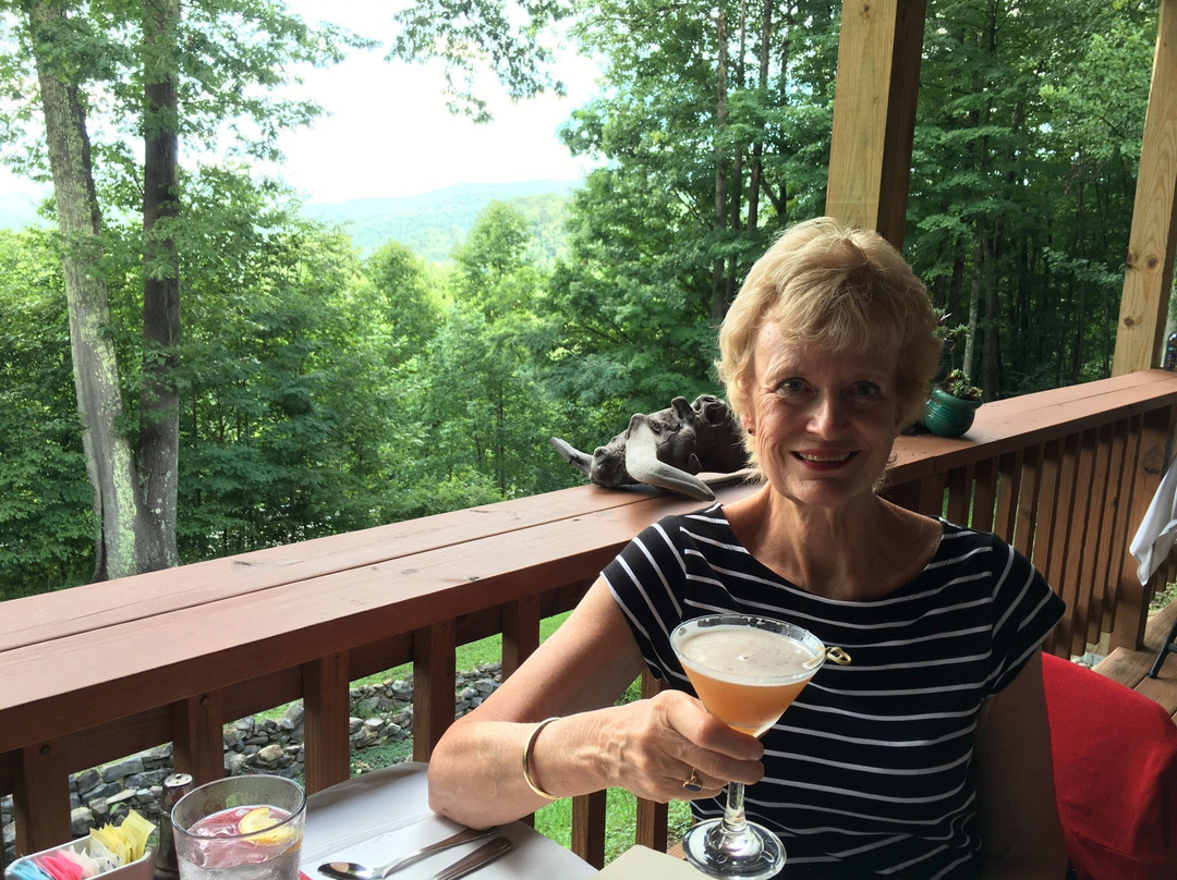 The Forks Restaurant & Inn主图