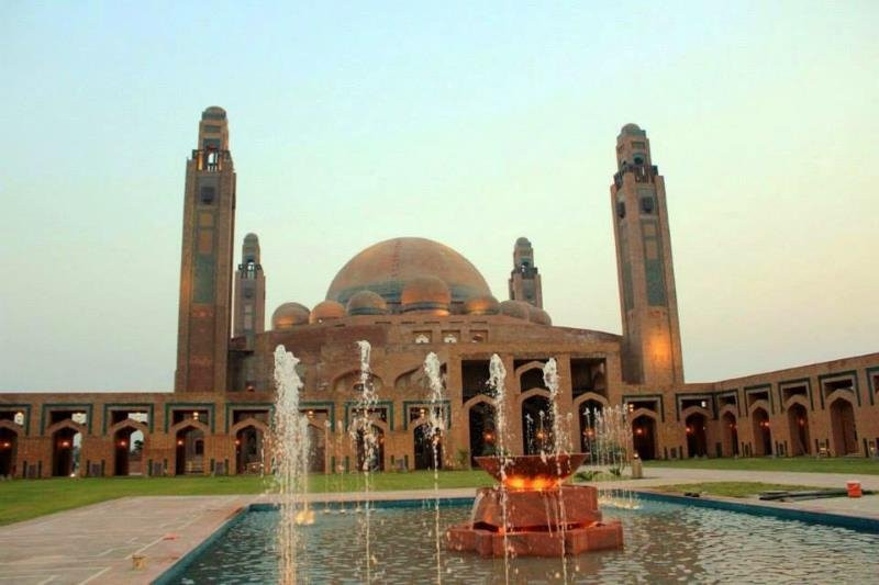 Grand Jamia Mosque-拉合尔必去景点