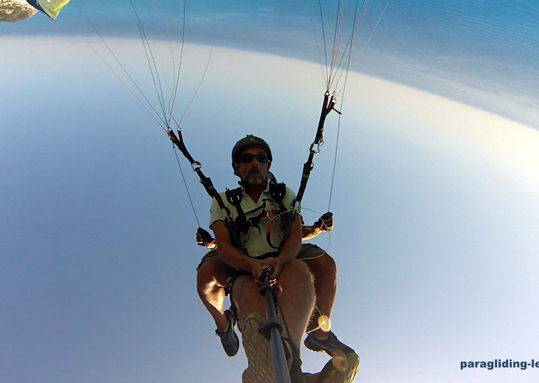 Lefkada Paragliding with Janni at The Big Blue-莱夫卡扎必去景点