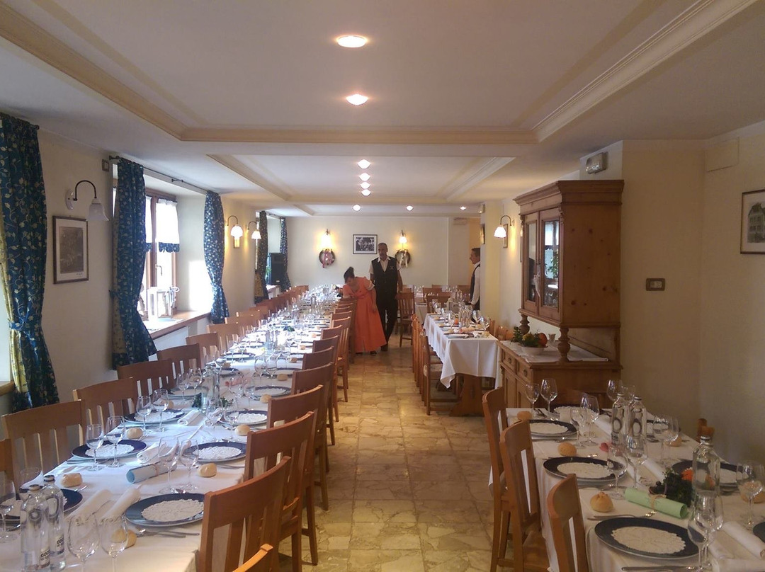 Forni Avoltri酒店住宿-Hotel Sottocorona