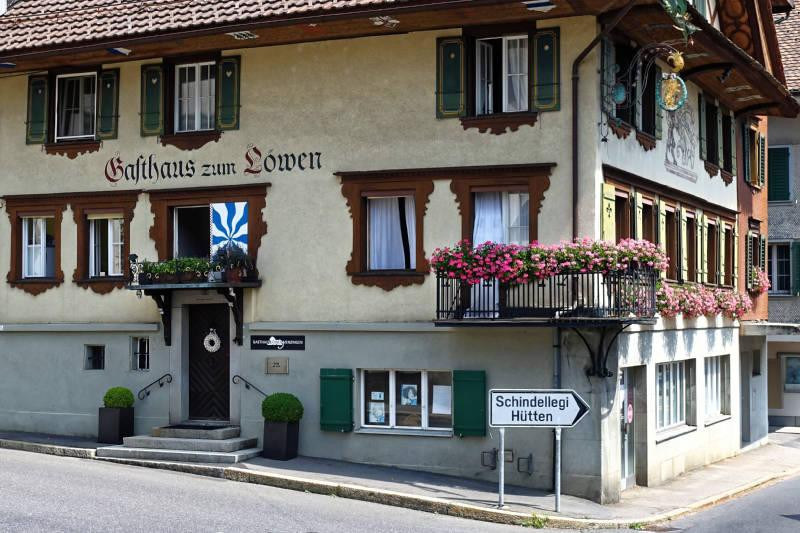 Canton of Zug餐馆和美食-Gasthaus Lowen