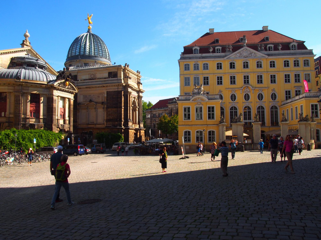 Kurländer Palais-德累斯顿必去景点