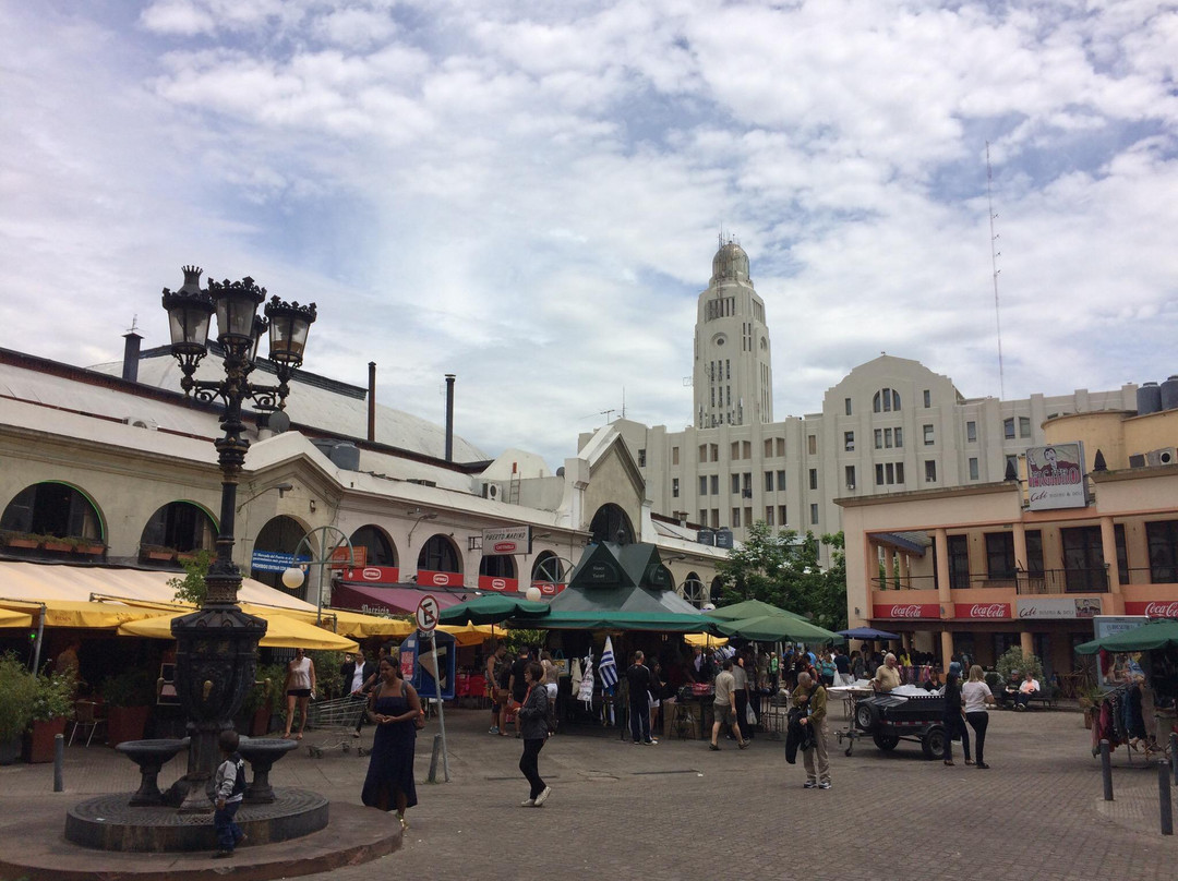 蒙得维的亚旅游景点-Mercado del Puerto