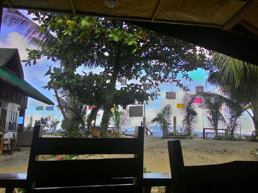 Talipanan Beach景点图片