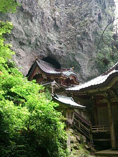 Takuhi Shrine-西之岛町必去景点