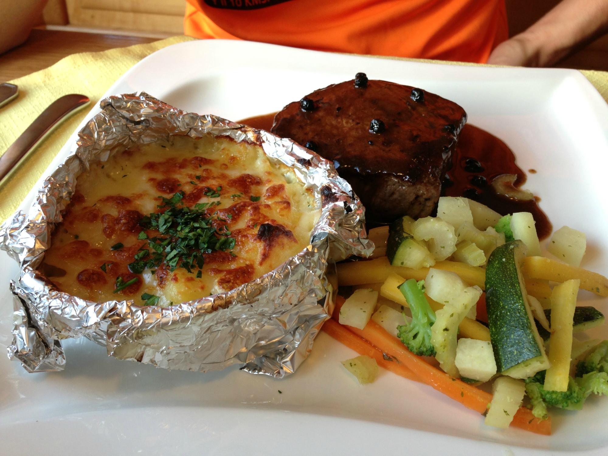 Gasthof Zur Donaubrucke-餐饮