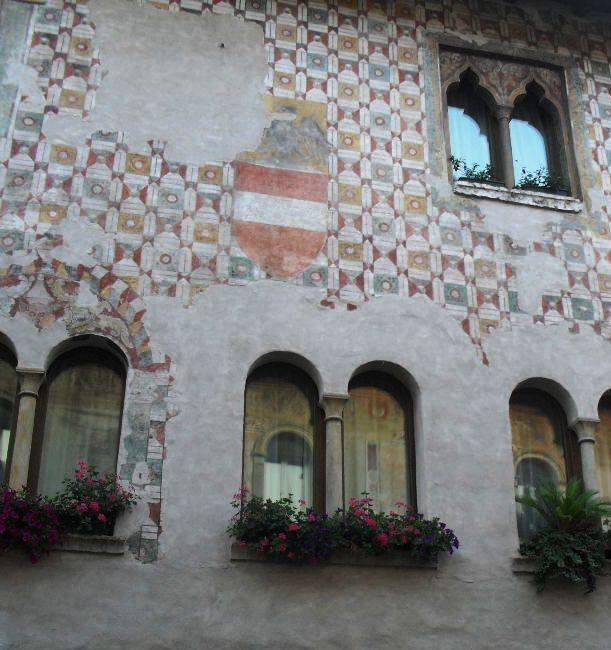 Palazzo Varmo-Pomo (Casa dei Capitani)景点图片