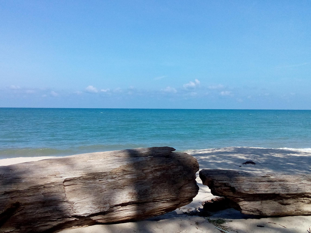 Teluk Chempedak-关丹必去景点