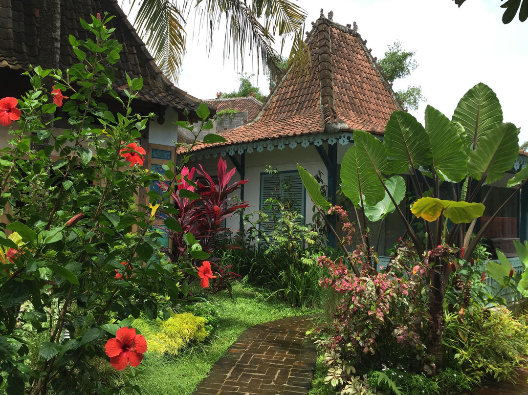 Argorejo酒店住宿-Umah d Kali Villa