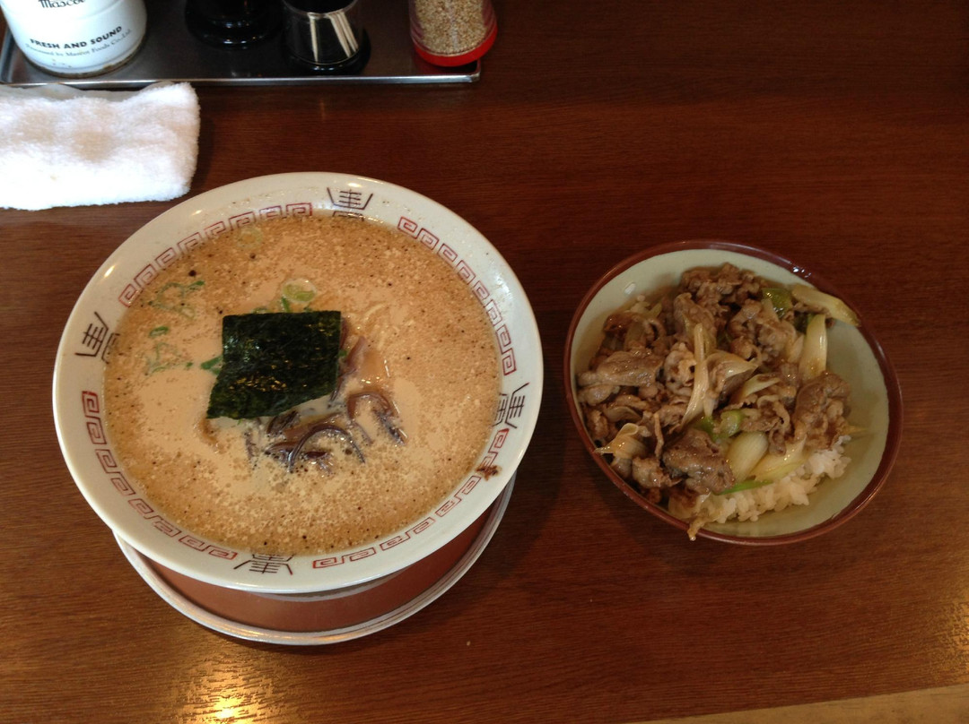 十七代目　哲麺